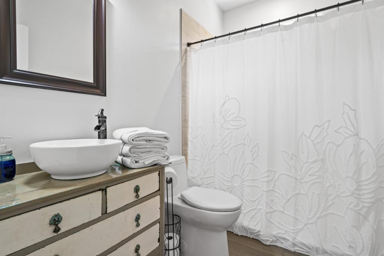 Hibiscus Hideaway Villa Тарпон Спрингс Екстериор снимка
